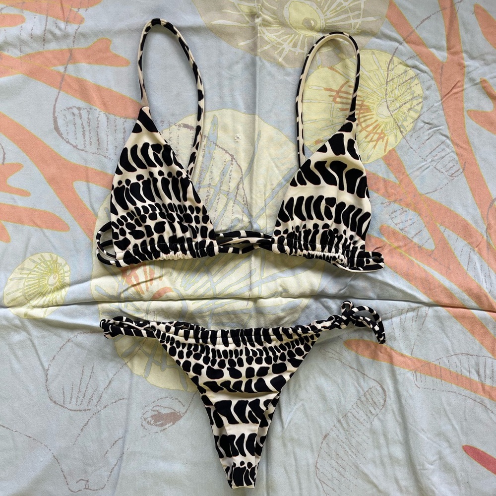 SOLD benoa petite hebrew cone